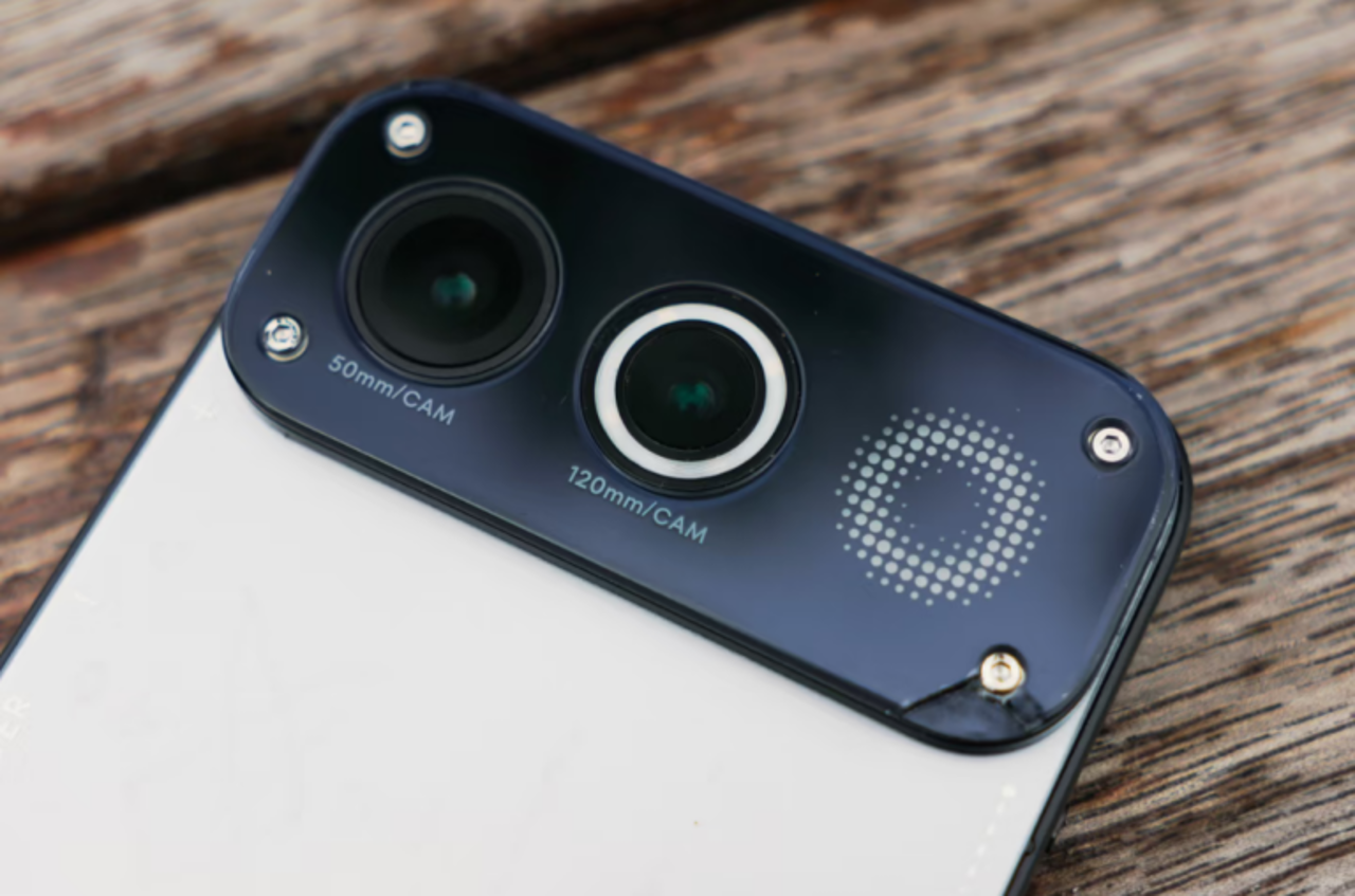 Meizu 22 Air показали на фото: прототип отменённого флагмана