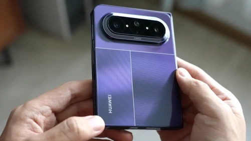 Xiaomi 18 Fold во всей красе показали на живых фото и постере