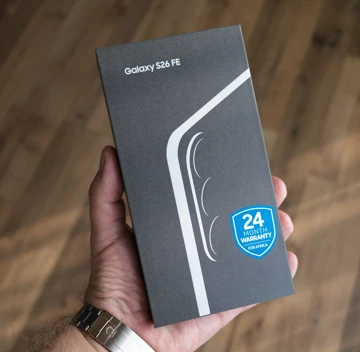 Мы купили Samsung Galaxy S26 FE до анонса: студийные фото
