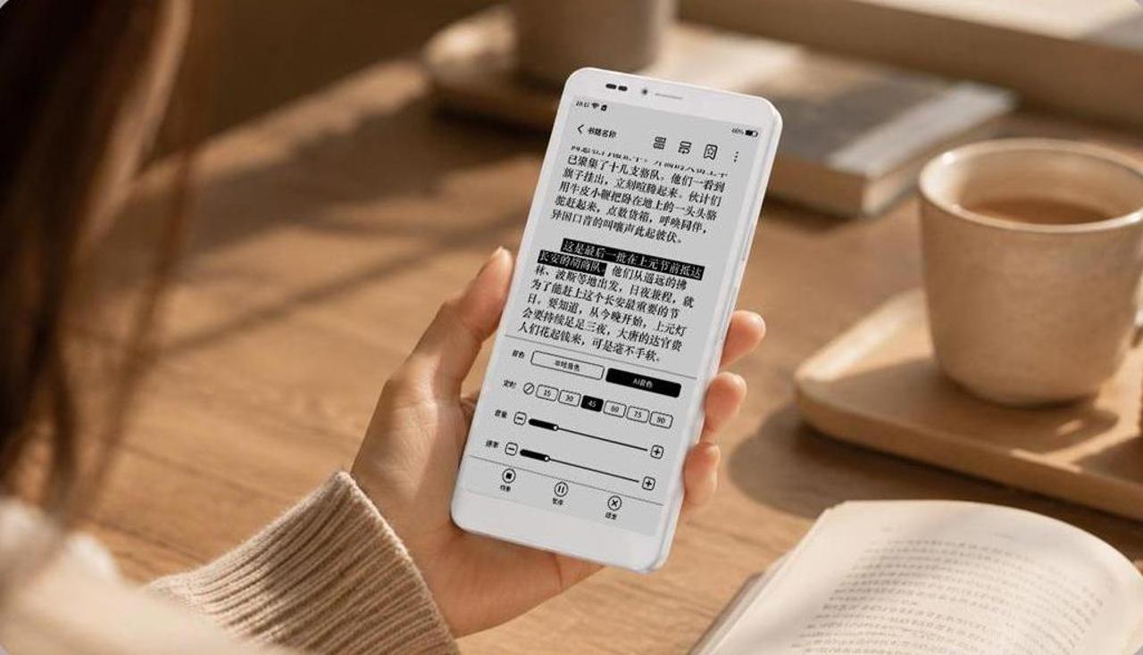 Анонс Hisense A10 Pro и A10 Ultra: возвращение E-Ink-смартфонов