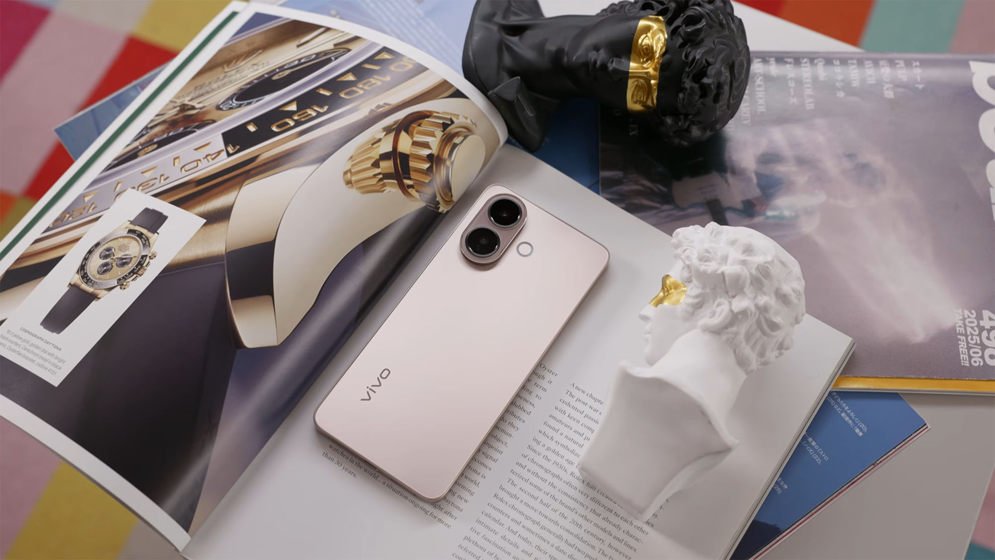 ВИДЕО: обзор Vivo V70 Lite – доступный бюджетник с громким стерео и без ИИ