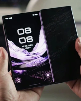 Фото Huawei Mate XT 2: фиолетовый красавец в новом формате