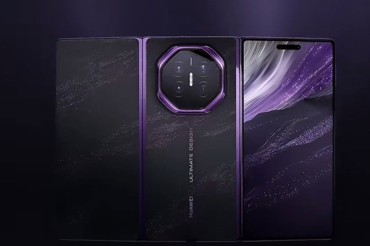 Фото Huawei Mate XT 2: фиолетовый красавец в новом формате