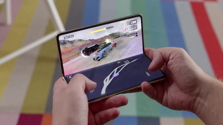 Обзор Honor Magic V6: тоньше, мощнее, прочнее