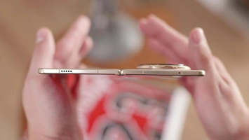 Обзор Honor Magic V6: тоньше, мощнее, прочнее