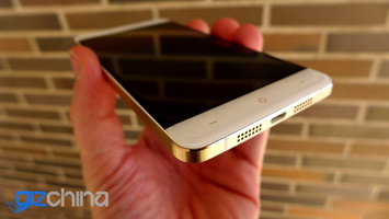 OnePlus X Champagne Edition   