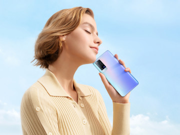    Vivo X60   