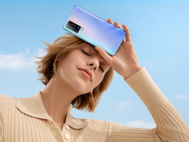    Vivo X60   