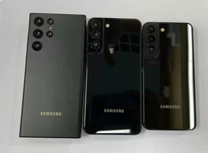 Реалистичные макеты Samsung Galaxy S22, S22+ и S22 Ultra: фото и видео