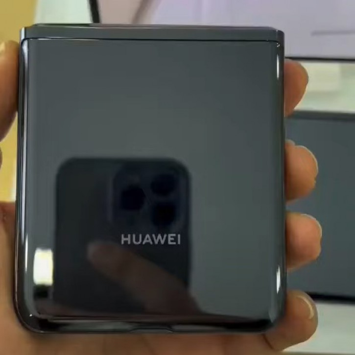 Huawei P50 Pocket показали на видео за день до анонса