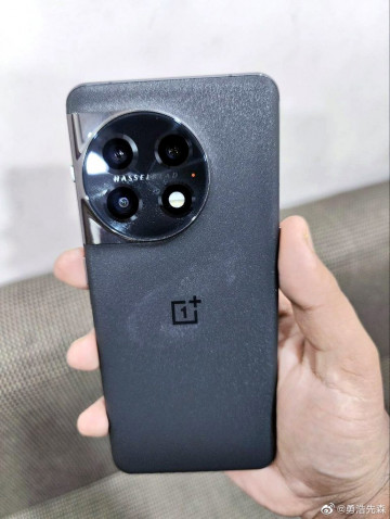     OnePlus 11    