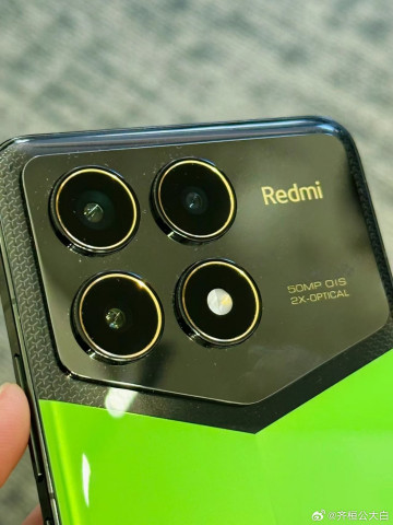 Лимитка Xiaomi Redmi K70 Pro Lamborghini Squadra Corse на живых фото