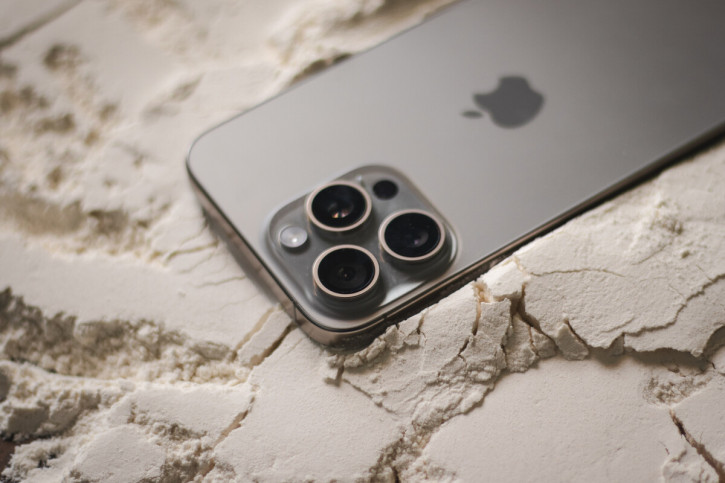 iPhone 15 Pro Max с огромной пачкой бонусов на Мегамаркет