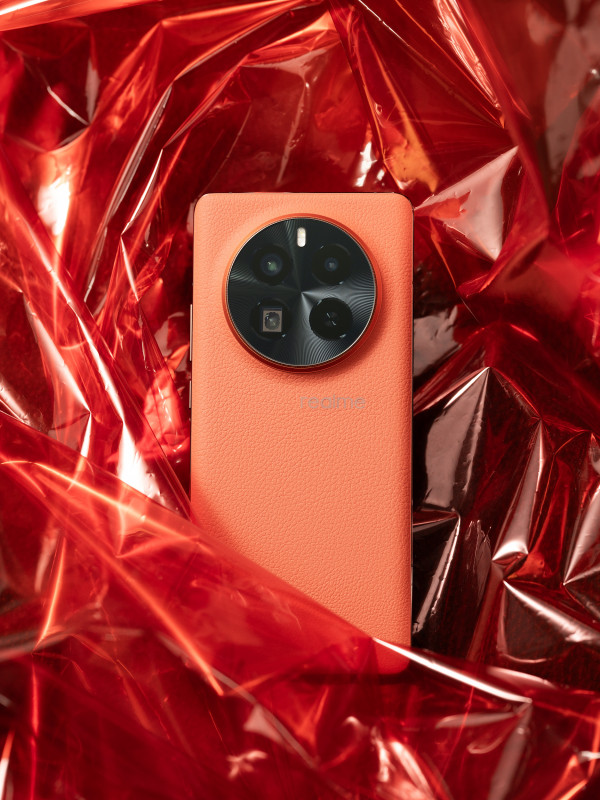 Realme GT5 Pro        