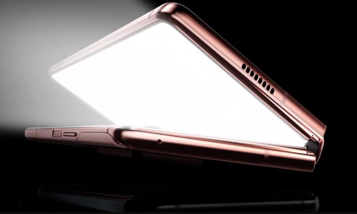 Galaxy Z Fold 6 Lite   iPhone 15 Pro:  Samsung  