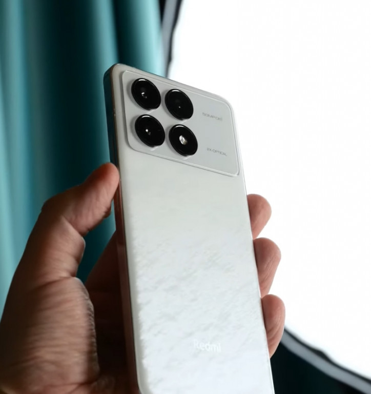  Redmi K70 Pro    Snapdragon 8 Gen 3  