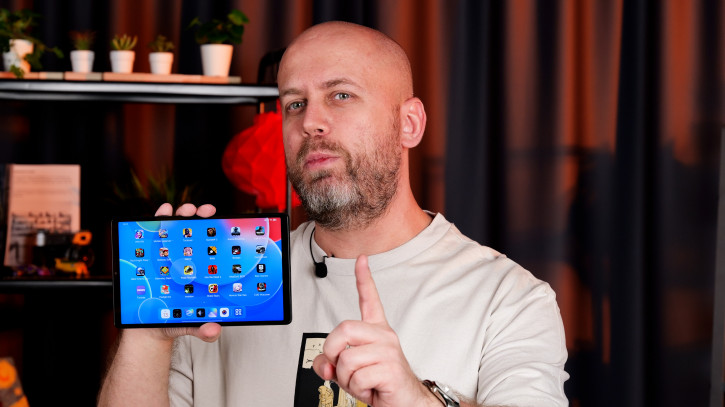  Lenovo Legion Y700 (2025):  