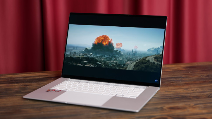  ASUS Zenbook S 16 UM5606      