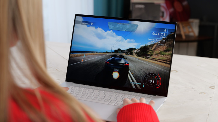  ASUS Zenbook S 16 UM5606      