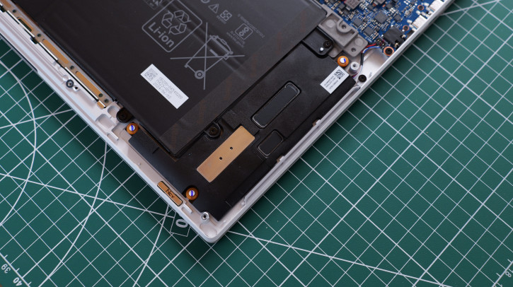  ASUS Zenbook S 16 UM5606      