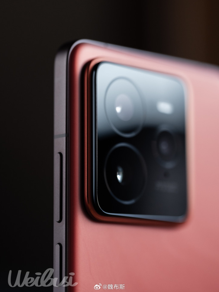    Realme 14 Pro+: , , 