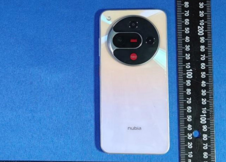  Nubia Focus 2 5G    ZTE