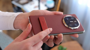  Huawei Mate X6:  !