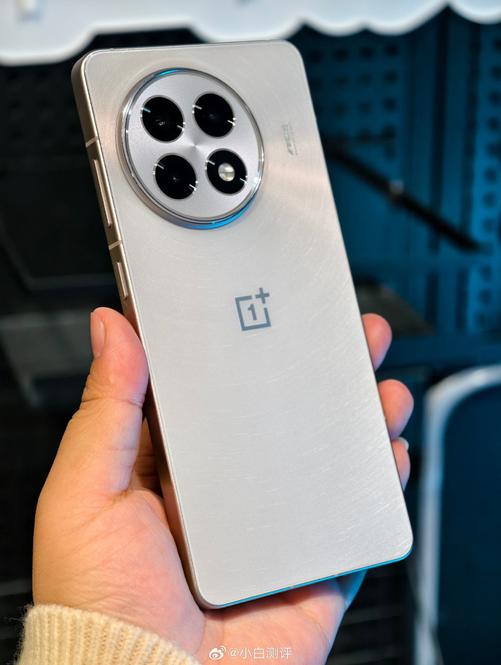 OnePlus Ace 5  5 Pro       