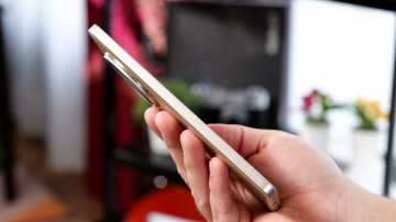  Realme 13+ 5G:    30 000?