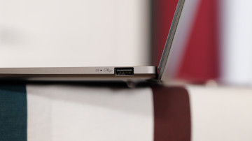  ASUS Zenbook S 14 UX5406SA:    