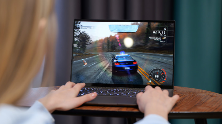  ASUS Zenbook S 14 UX5406SA:    