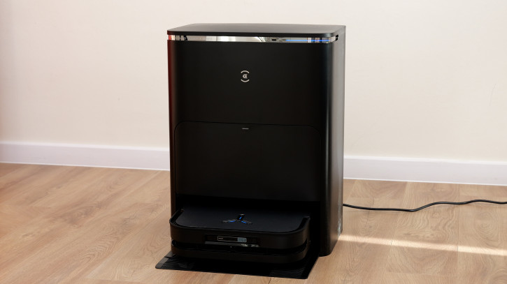 Обзор ECOVACS DEEBOT X5 PRO OMNI: «Тесла» среди роботов-пылесосов
