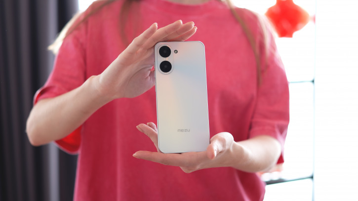  Meizu mblu 21:   ?