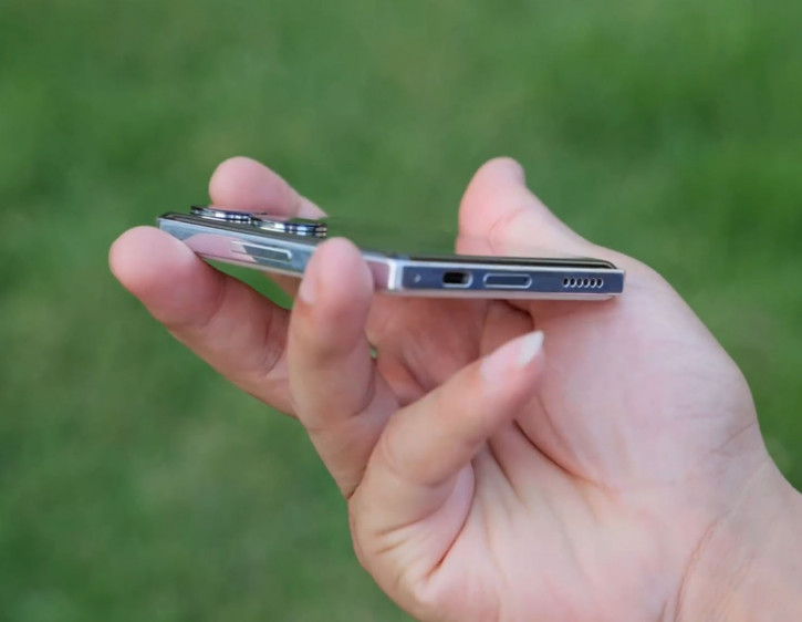    Xiaomi Mix Flip      