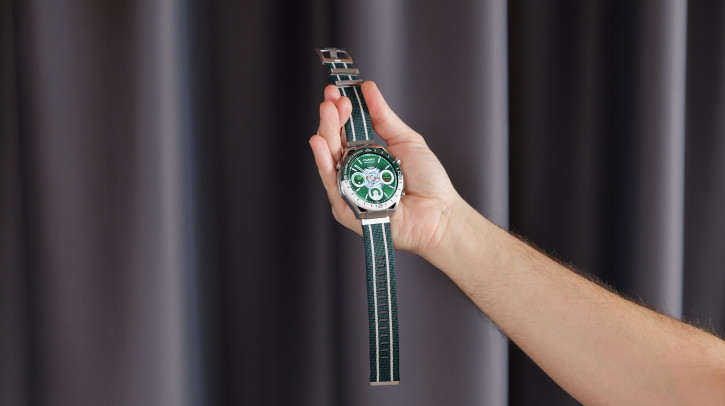  - Huawei Watch Ultimate:   Huawei