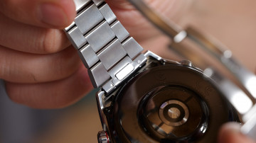  - Huawei Watch Ultimate:   Huawei