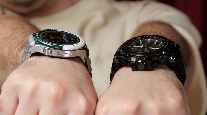  - Huawei Watch Ultimate:   Huawei