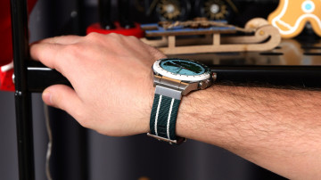  - Huawei Watch Ultimate:   Huawei