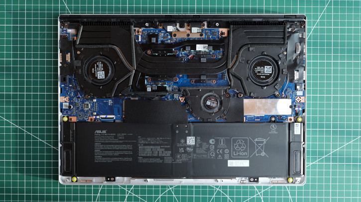  ASUS ROG Zephyrus G 16 GU605WI:   