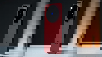 В Индии вышел красный Vivo X300: подборка фото