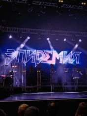 Обзор OnePlus 15: самый оптимальный смартфон года?