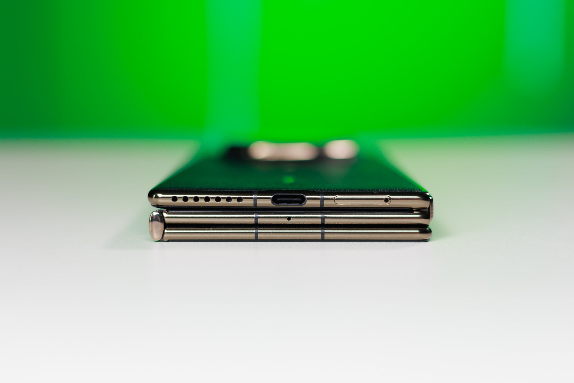 Надёжный источник отверг слухи о трикладушке Xiaomi Mix TriFold