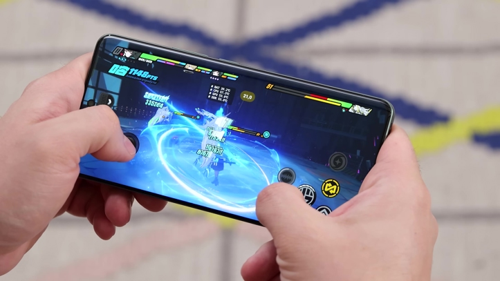 Обзор Realme 15 Pro: теперь на Snapdragon 7 Gen 4