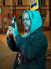 Обзор iQOO 15: смартфон — это лава!