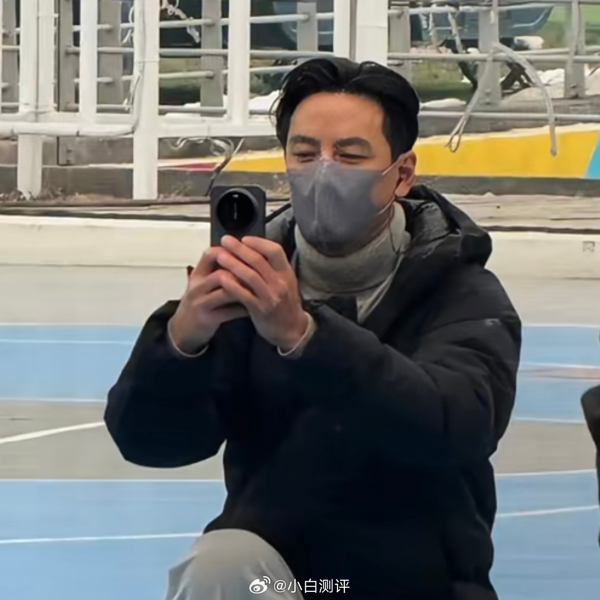 Xiaomi 17 Ultra снова замечен на улицах Китая (видео)