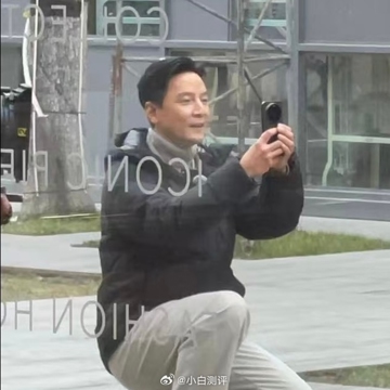 Xiaomi 17 Ultra снова замечен на улицах Китая (видео)