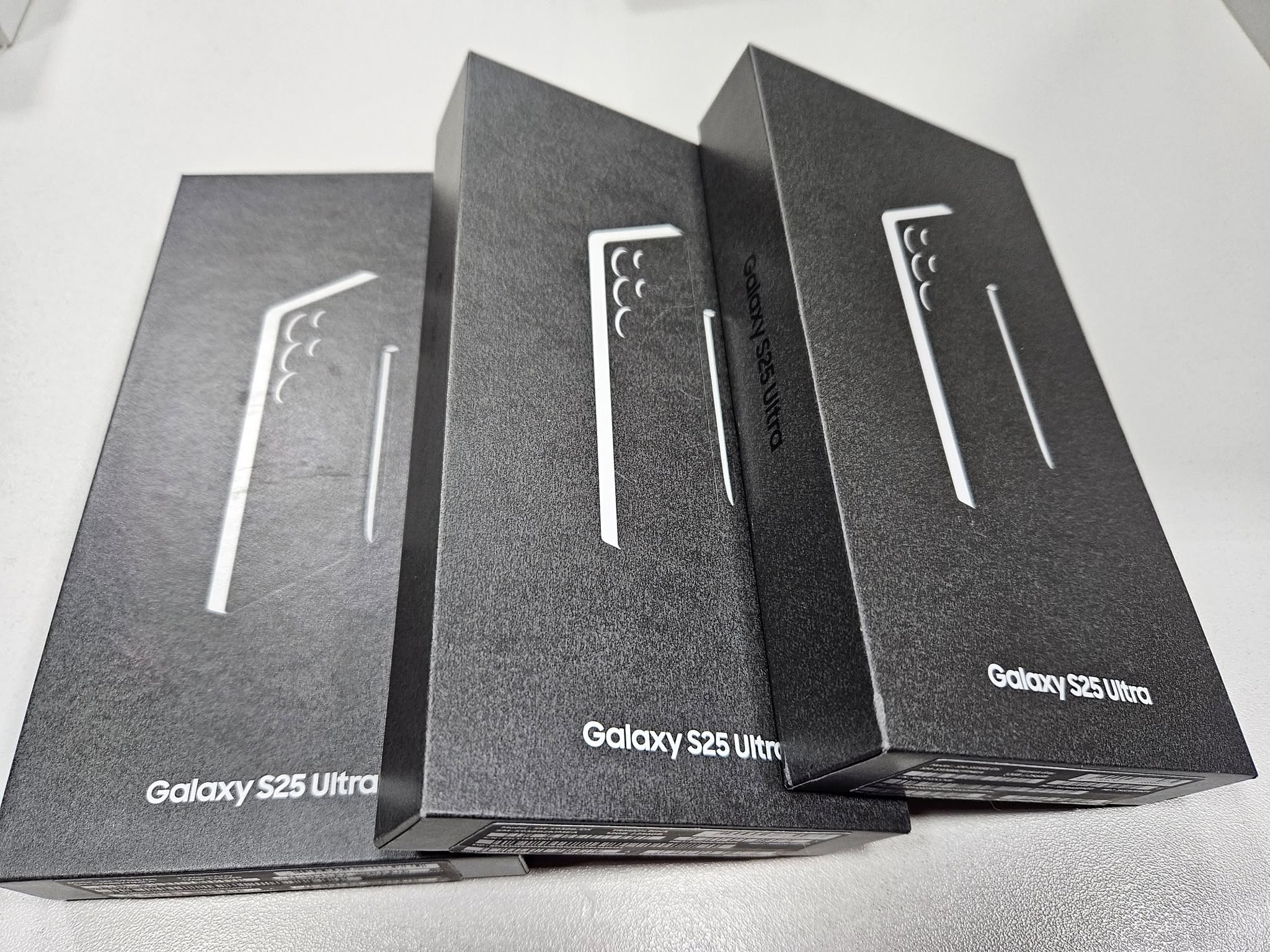 В Индии накрыли фабрику поддельных Samsung Galaxy