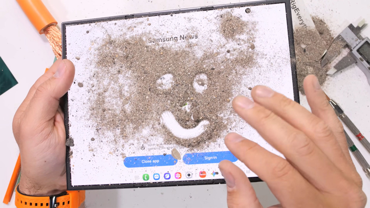 Samsung Galaxy Z TriFold погиб в ходе жестоких тестах на прочность