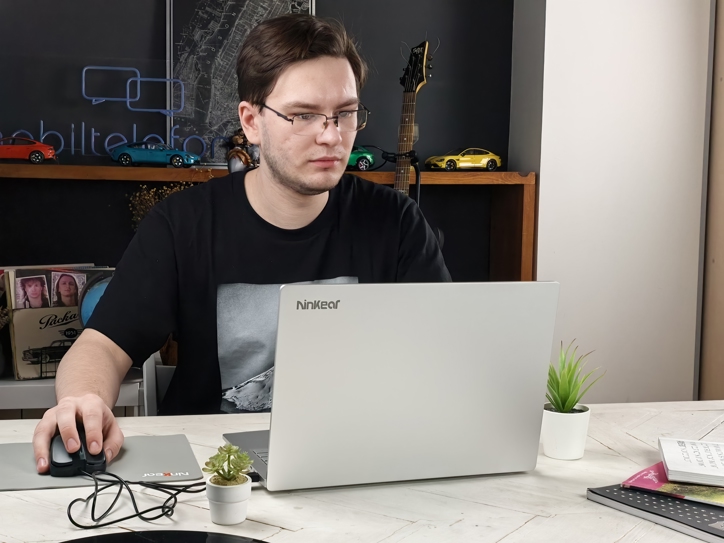 Обзор Ninkear S14 – мал золотник… Но недорог!