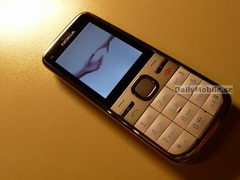 Nokia C5: смартфон среднего уровня, а не мощный камерофон